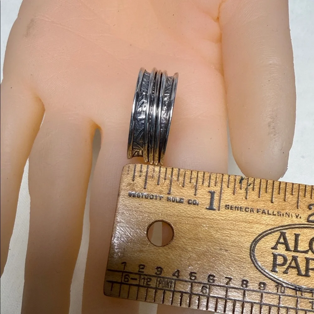 Sterling Silver D’joy Spinner Band Ring size 9 (Fidget Ring) UNISEX